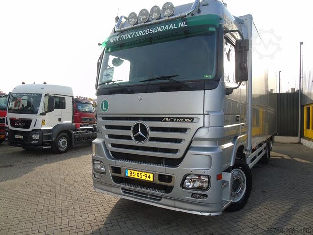 Koffer Mercedes-Benz Actros 2546 + 6X2 STEERING + LIFT + 2.85 HEIGHT