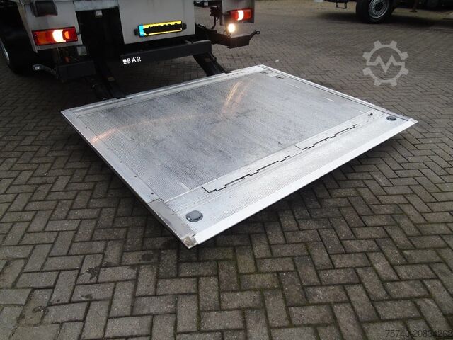 Kühl-/Tiefkühltransport Mercedes-Benz Antos 1924 + euro 6 + CARRIER 1150 + LIFT