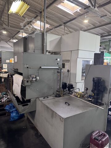 Universal-Bearbeitungszentrum Deckel Maho DMC 70 eVo