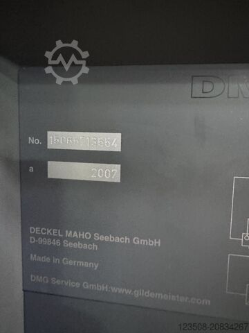 Universal-Bearbeitungszentrum Deckel Maho DMC 70 eVo