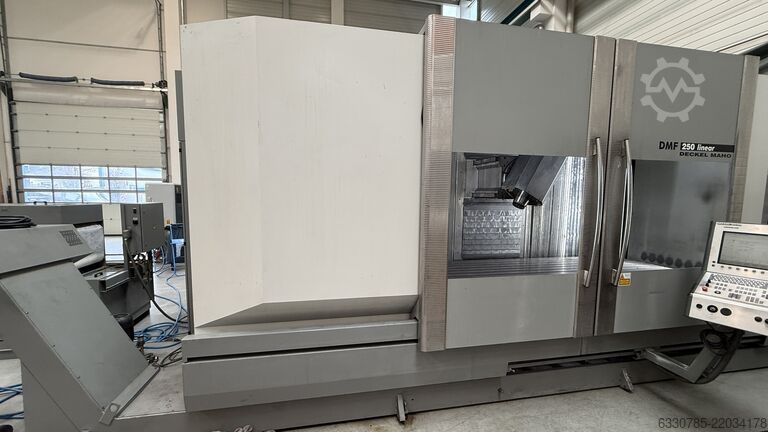 Vertical machining center Deckel Maho DMF 250 linear