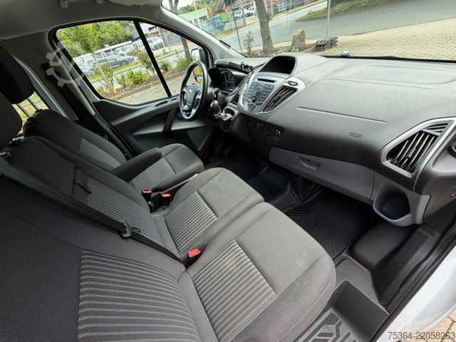 Minibus FORD Transit Custom 2.0 TdCi L1H1 9Sitze Motor Defect