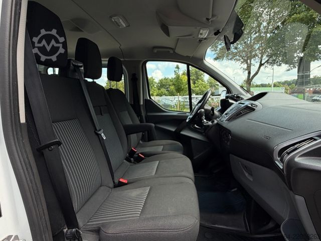 Minibus FORD Transit Custom 2.0 TdCi L1H1 9Sitze Motor Defect