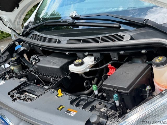 Minibus FORD Transit Custom 2.0 TdCi L1H1 9Sitze Motor Defect