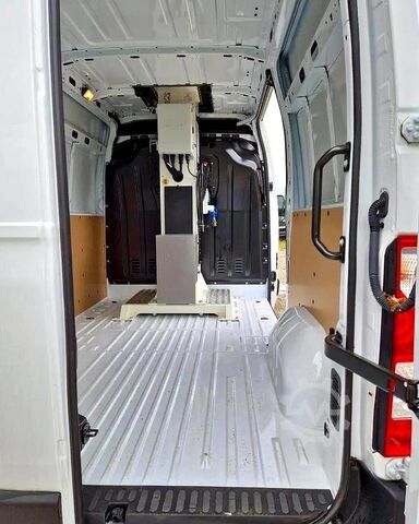 Transporter - work platform Renault KL32