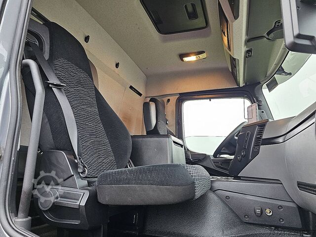 Sliding tarpaulin MERCEDES-BENZ ANTOS 1840