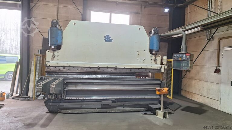 CNC press brake Lotze 327 x 1500 KN