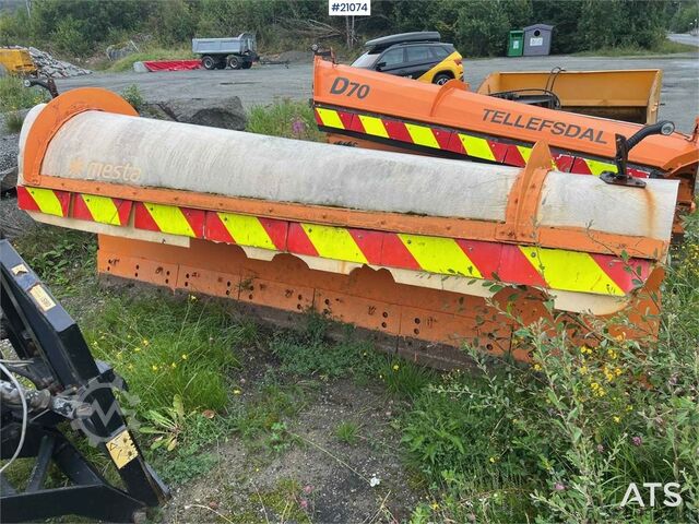 Tellefsdal M70 p 4000 plow w/ parallelogram Tellefsdal M70 p 4000 plow w/ parallelogram
