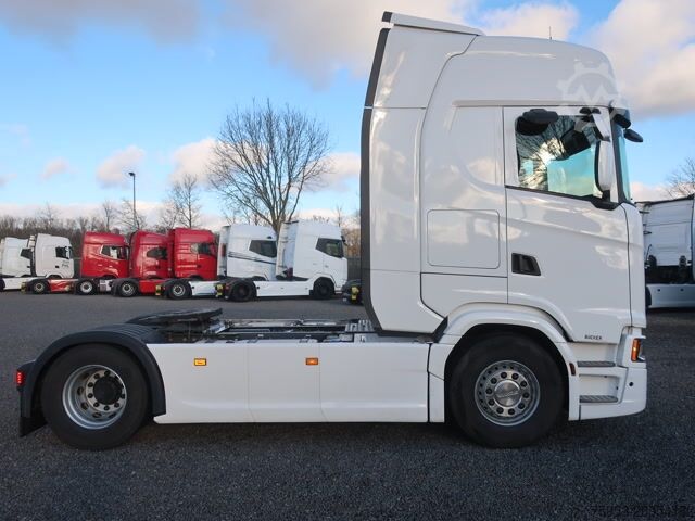 Standard tractor unit Scania S 500 Super 4x2 NA Standklima LED Retarder
