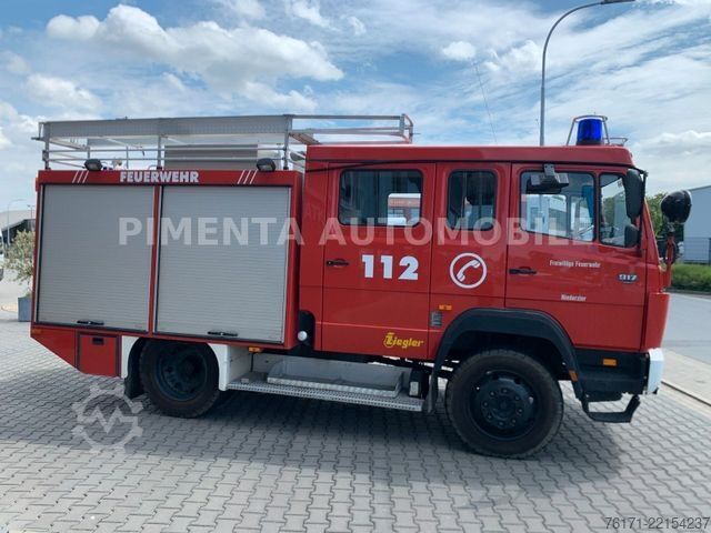 Box truck MERCEDES-BENZ 917 AF / 4x4 /AHK / TOP ZUSTAND