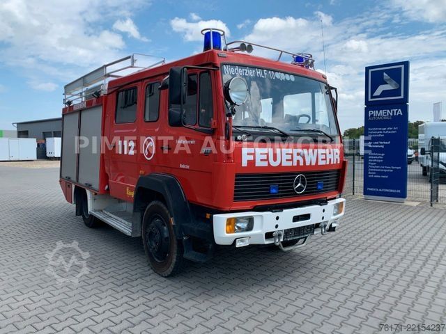 Box truck MERCEDES-BENZ 917 AF / 4x4 /AHK / TOP ZUSTAND