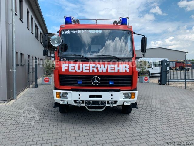 Box truck MERCEDES-BENZ 917 AF / 4x4 /AHK / TOP ZUSTAND