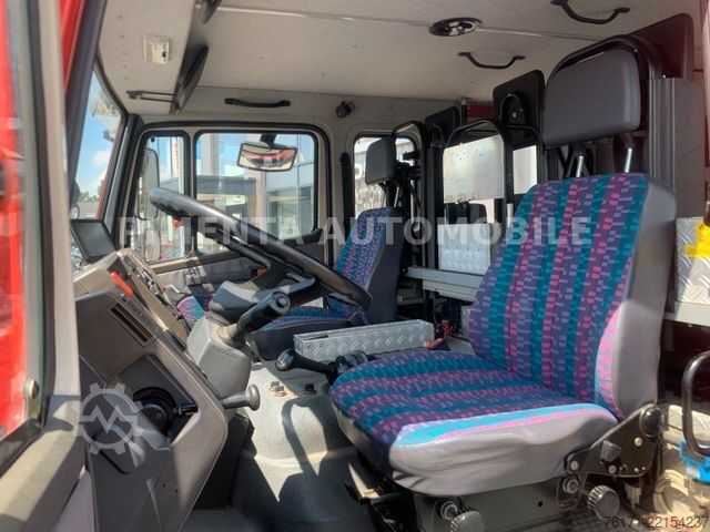 Box truck MERCEDES-BENZ 917 AF / 4x4 /AHK / TOP ZUSTAND