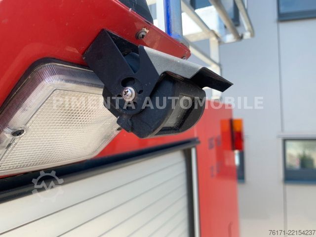 Box truck MERCEDES-BENZ 917 AF / 4x4 /AHK / TOP ZUSTAND