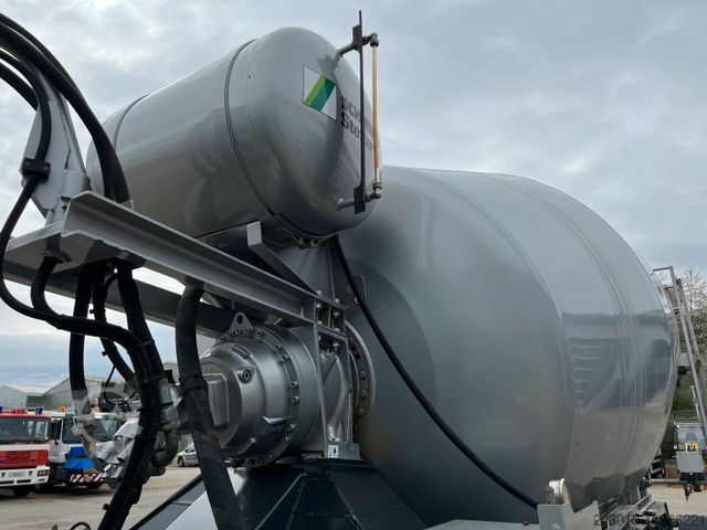 Semitrailer Schwing Stetter Betonmischer Auflieger 10 m³