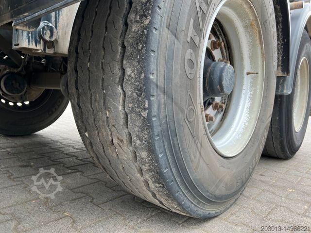 Semitrailer Schwing Stetter Betonmischer Auflieger 10 m³