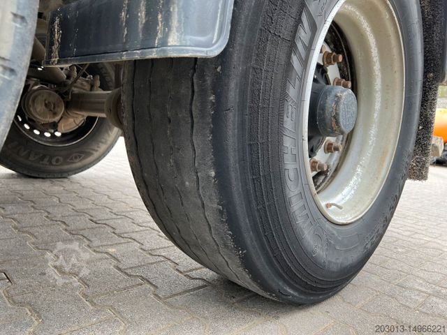 Semitrailer Schwing Stetter Betonmischer Auflieger 10 m³