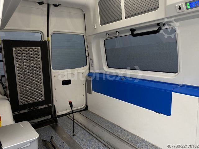 Feuerwehrfahrzeug VOLKSWAGEN T6 Transporter *RTW/KTW* Hoch+Lang *TOP ZUSTAND*