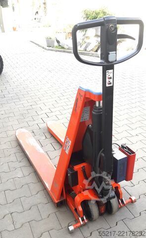 Scissor lift pallet truck BT 