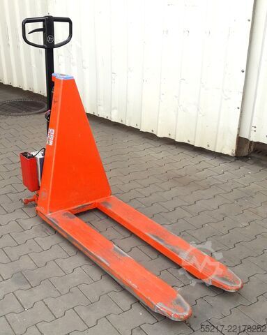 Scissor lift pallet truck BT 