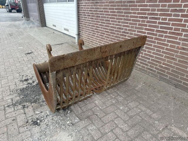 Screening bucket  Puinriek CW 30