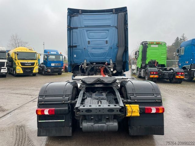 Standard tractor unit MERCEDES-BENZ 1842 Actros / Kipphydraulik / 2 x Nebenantrieb