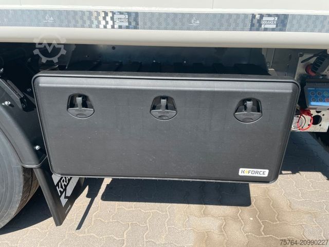 Walking floor semitrailer KRAKER ca. 92 m³ Schubboden/10mm Boden/Funk/Auch Miete!