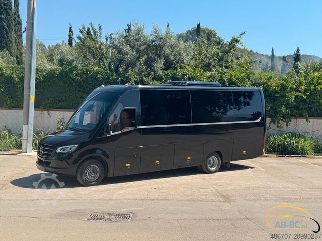 Motor coach MERCEDES-BENZ Sprinter Nero 31 Sitze ab 08/2026