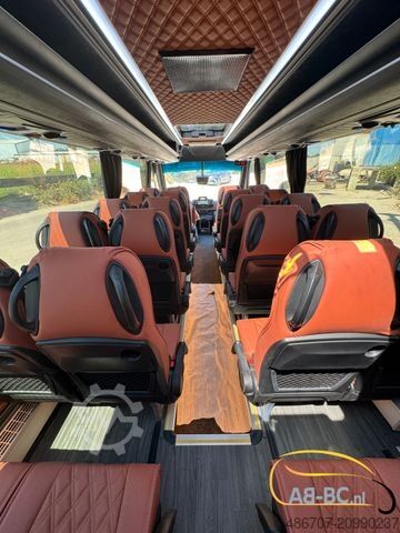 Motor coach MERCEDES-BENZ Sprinter Nero 31 Sitze ab 08/2026