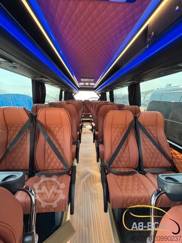 Motor coach MERCEDES-BENZ Sprinter Nero 31 Sitze ab 08/2026