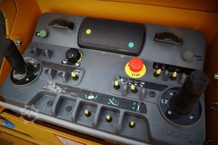 Teleskopbühne XCMG XGS28E Valid inspection, *Guarantee! Diesel, 4x4 D