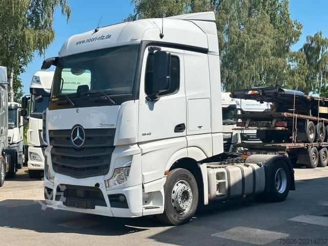 Standard tractor unit MERCEDES-BENZ Actros 1842 Streamspace 2Tanks