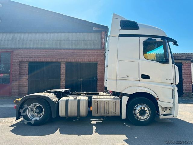 Standard tractor unit MERCEDES-BENZ Actros 1842 Streamspace 2Tanks
