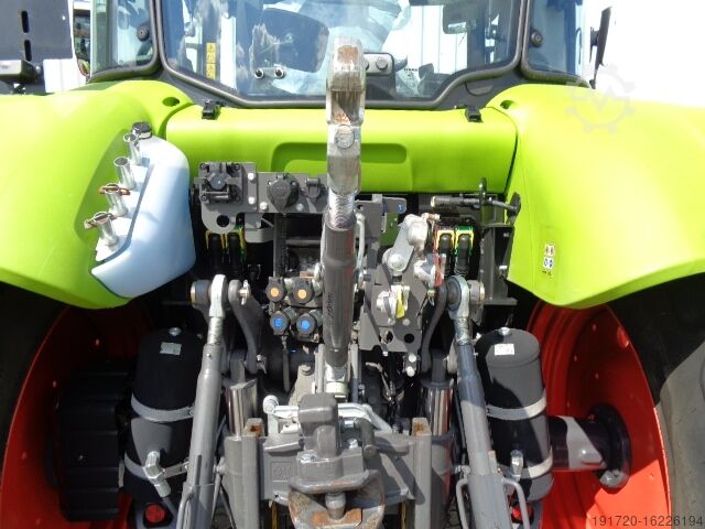 Traktoren (Schlepper) Claas Arion 430