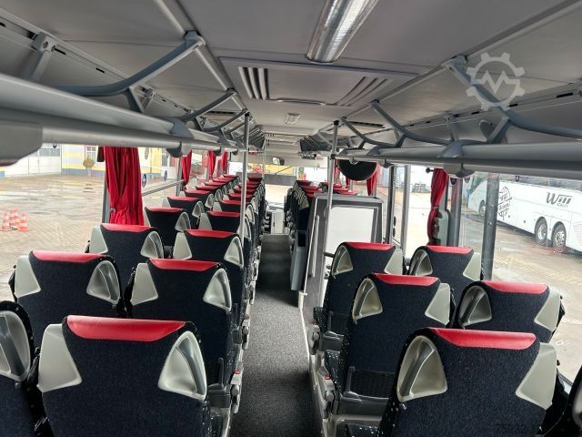 Intercity bus MERCEDES-BENZ O550 Integro II Lift Klima WC - S415 UL