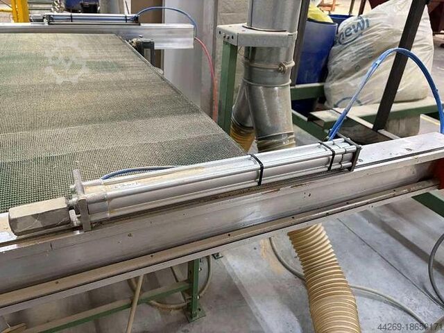 Double cross-cut saw Rema DMGB-35 including mechanization Rema DMGB-35