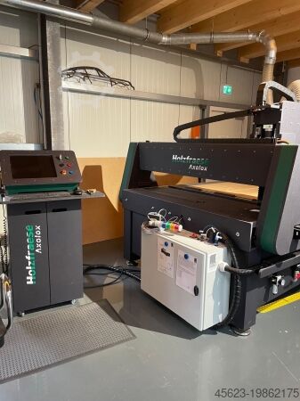 CNC-Bearbeitungszentrum Holzfraese Axolox 2513