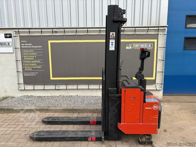 VS-22613 Elektrischer BT Stapler für Blockpaletten 2900 mm BT LSV 1600/2