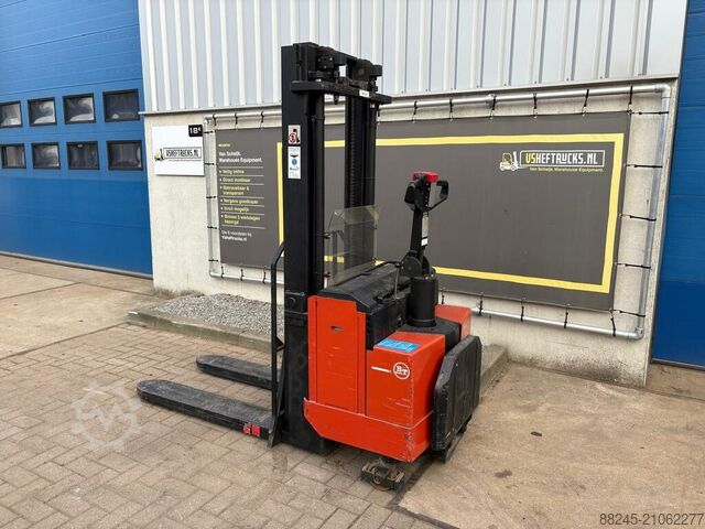 VS-22613 Elektrischer BT Stapler für Blockpaletten 2900 mm BT LSV 1600/2