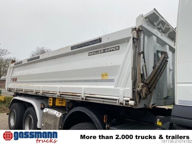 Kipper LKW Iveco Trakker AD340T45 8x4, Bordmatik