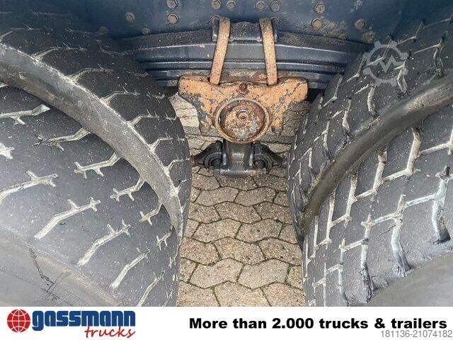 Kipper LKW Iveco Trakker AD340T45 8x4, Bordmatik