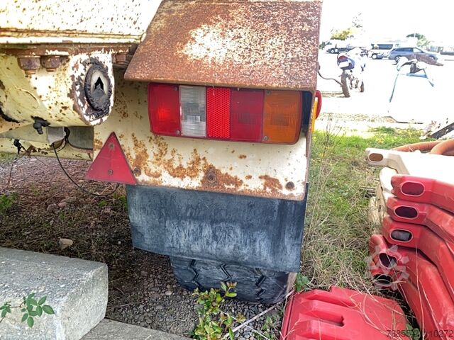 Kippauflieger ROBUSTE KAISER S3302V Steel Trailer