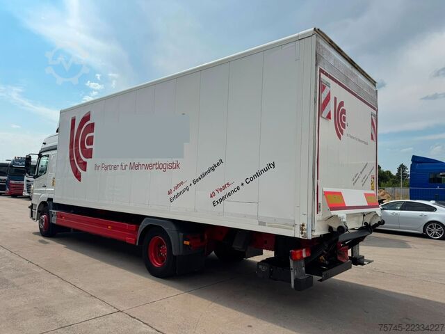 Box truck MERCEDES-BENZ ATEGO 1530*KOFFER*LBW 2 TON*STANDKLIMA* 2 LIEGE