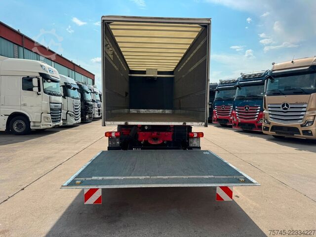 Box truck MERCEDES-BENZ ATEGO 1530*KOFFER*LBW 2 TON*STANDKLIMA* 2 LIEGE