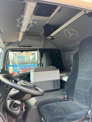Box truck MERCEDES-BENZ ATEGO 1530*KOFFER*LBW 2 TON*STANDKLIMA* 2 LIEGE