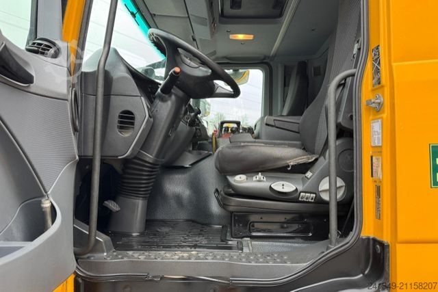 Betonpumpen-LKW MERCEDES-BENZ Actros 5061 V8 10x6 Putzmeister 52-5 180H