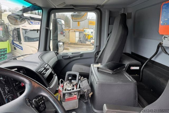 Betonpumpen-LKW MERCEDES-BENZ Actros 5061 V8 10x6 Putzmeister 52-5 180H