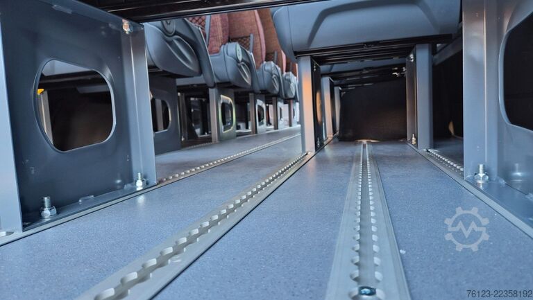 Minibus MERCEDES-BENZ 10 Sprinter Lord Light 22 Sitzer Vorlauffahrzeug