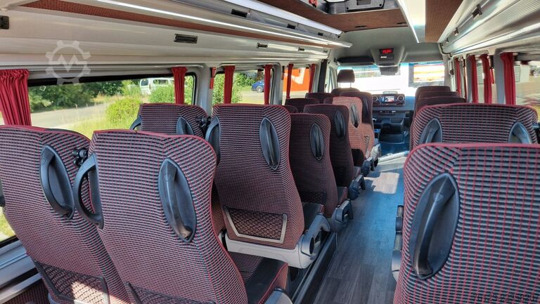 Minibus MERCEDES-BENZ 517 Lord Comfort XXL Vorlauffahrzeug 23 SS