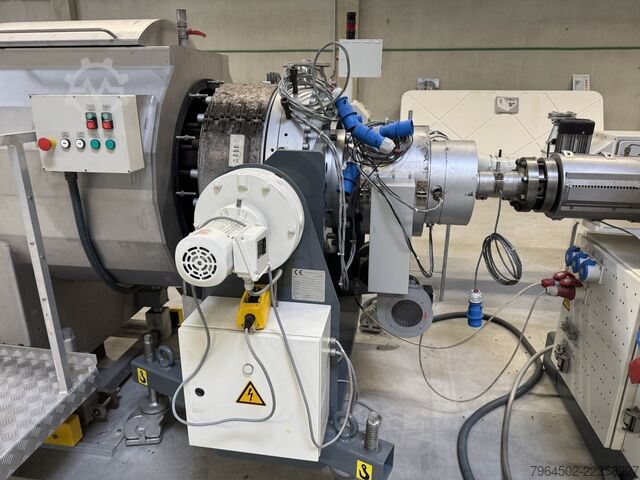 HDPE PIPE EXTRUSION LINE battenfeld-cincinnati HDPE PIPE EXTRUSION LINE